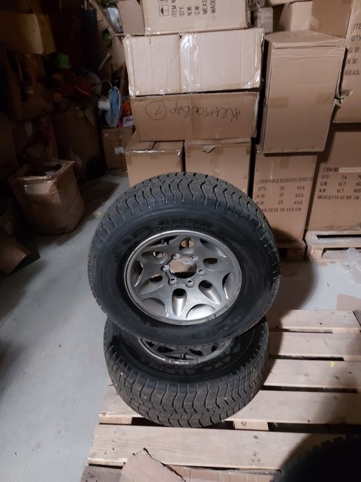 Гуми 255/65/Р16 със джанти