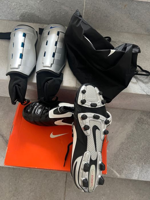 Футболни Бутонки  NIKE AIR Tiempo  LEGEND II FG