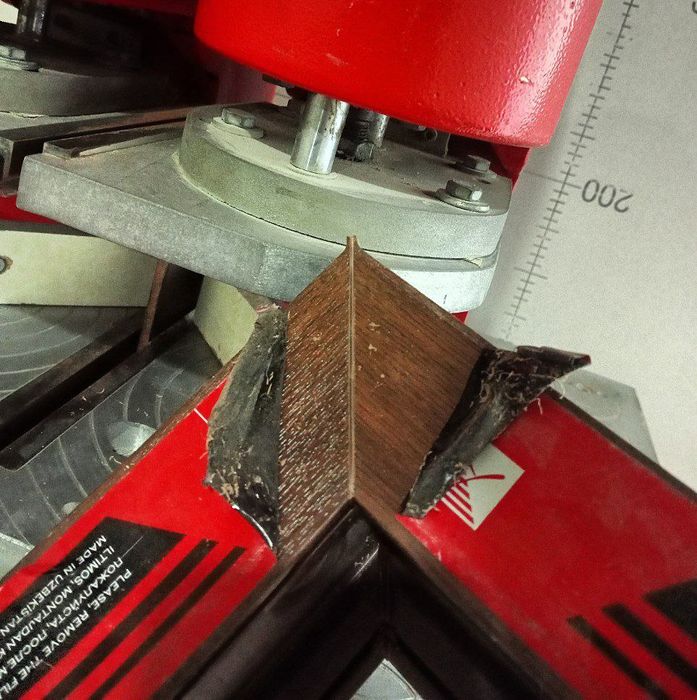 Akfa stanok Payka kampresr pvx rom uchun sotladi