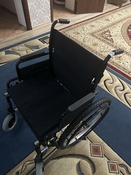 Инвалидная коляска