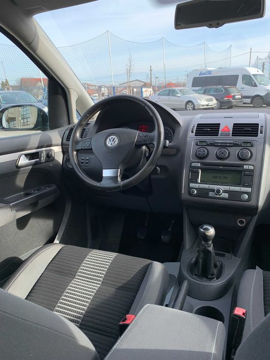 VW Touran de Familie cu 7 Locuri 2009 United Dotat Impecabil 1.9 TDI