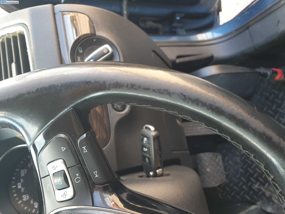 Volan Piele 3 Spite cu Comenzi FARA Airbag Volkswagen Jetta 4 FL Facelift 2014 - 2018 [K7579]