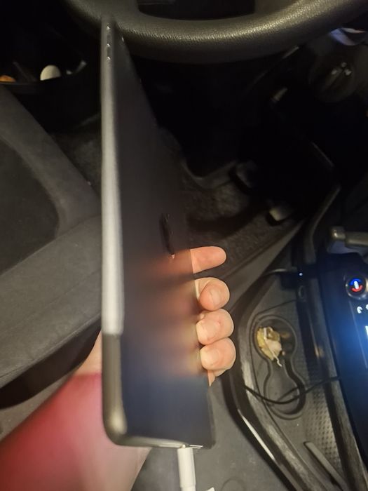 Ipad apple  air 1 spacegray 4 bucati vand sau schimb