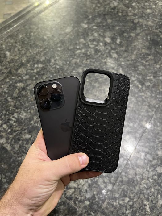 iPhone 14 pro black