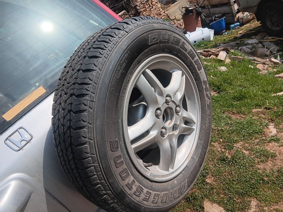 205 70 15 гума с джанта 5x114.3 R15 honda CRV 1бр резерва гума