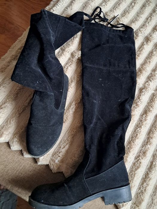 Продам замшевые ботфорты