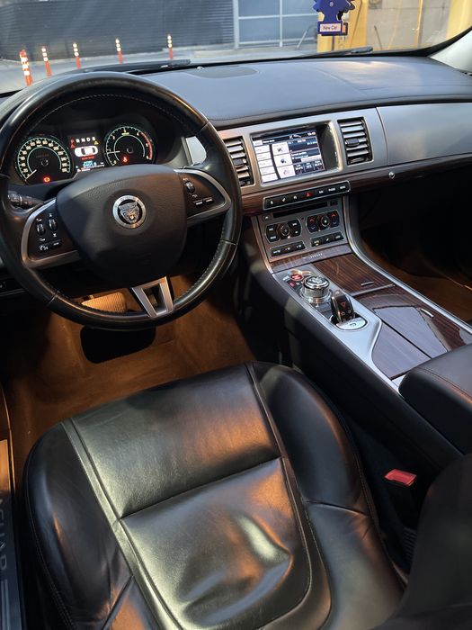 Jaguar XF Premium Luxury 2.2 Diesel