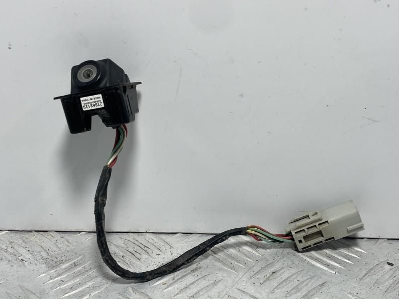 Camera spate marsarier parcare asistata Opel Mokka