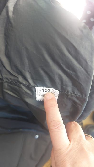 Продам две мальчиковые куртки