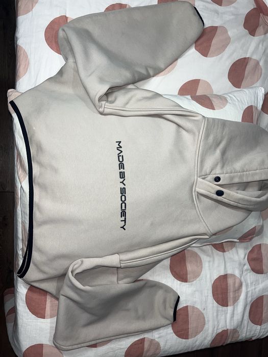 Hanorac Made by Society