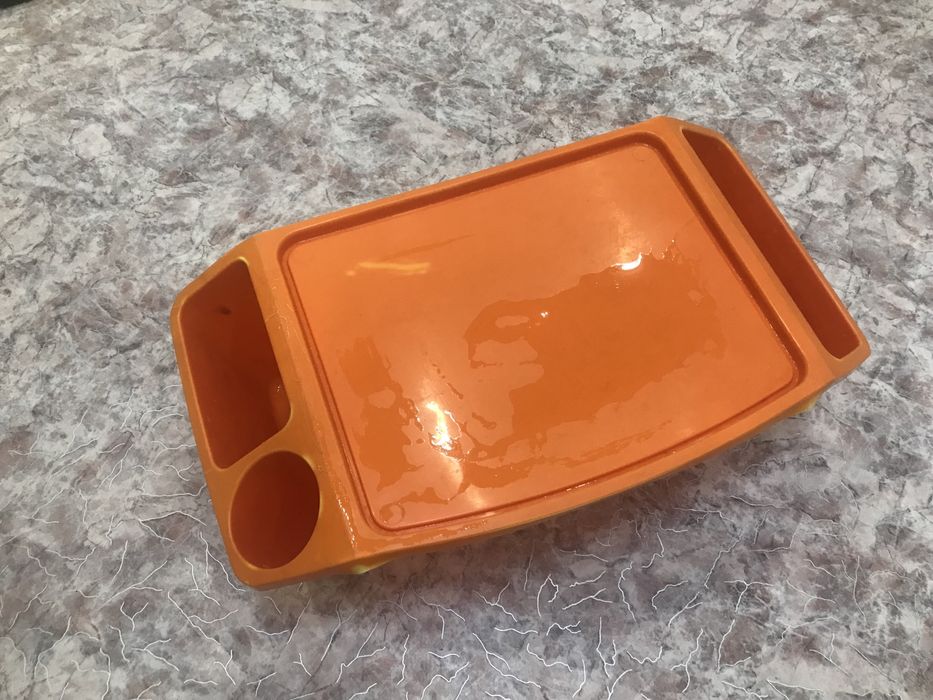 Подставка для игр, учёбы, рисования