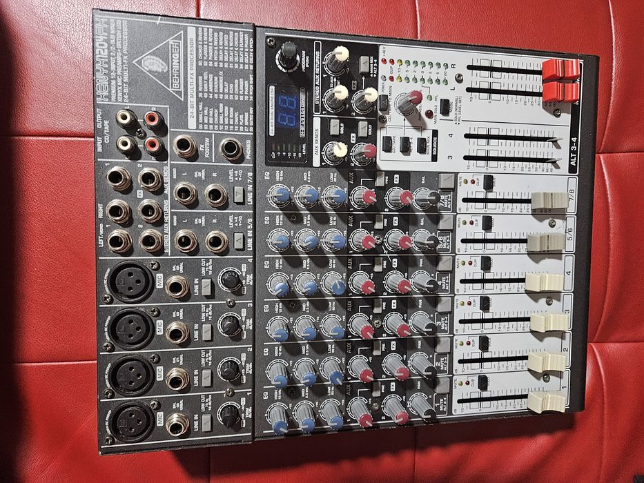 Vind mixer BERINGHER 8 intrari