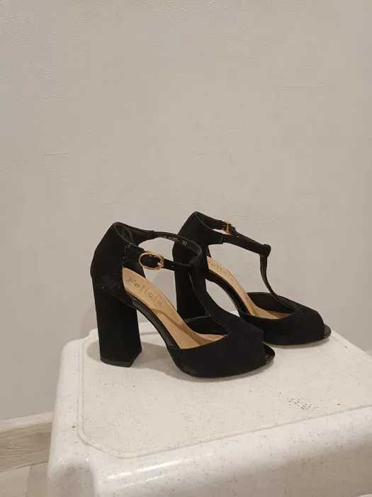 Обувь женская 34 размер