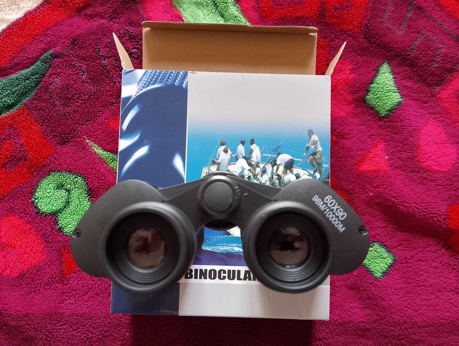 Продам бинокль Binoculars