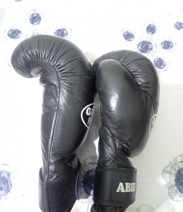 Кожаные Боксерские перчатки 12 унц GREEN HILL