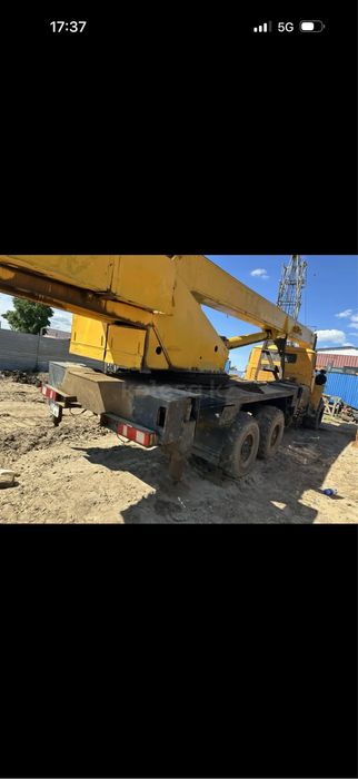Автокран разбор челябинец 25тонник