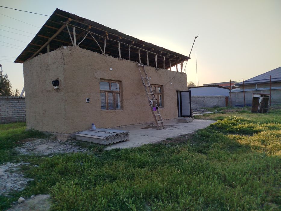 10соток участок с 3-хкомнатным домом времянкой!