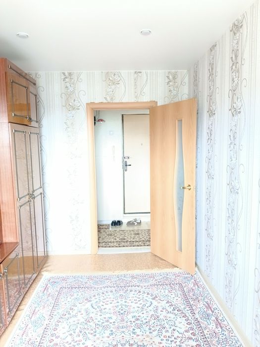 Продам 2 х комн квар. 3-49, 5 этаж.