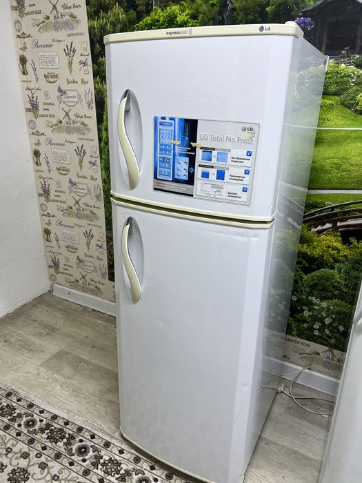 Продам Холодильник