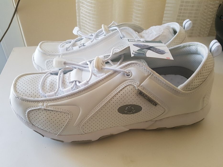 Adidasi, pantofi medicinali Noi, diverse marimi, noi in cutie