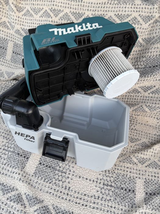 Aspirator Makita DVC750L 18V