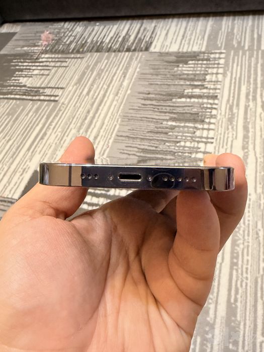 Iphone 14 pro / 256 gb / sim+sim / 77%