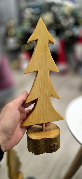Braduti din lemn pentru Craciun
