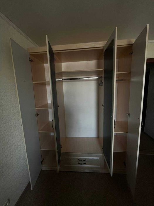 Шкаф 220х160х50 см