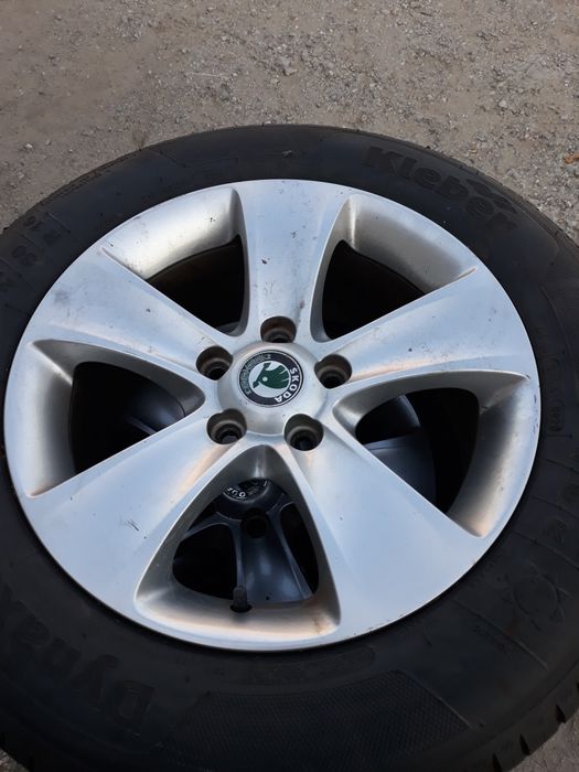 Set 4 jante aluminiu Skoda octavia cu anvelope 205 60 16 5 x 112 Octavia Golf 5.6.7 Touran