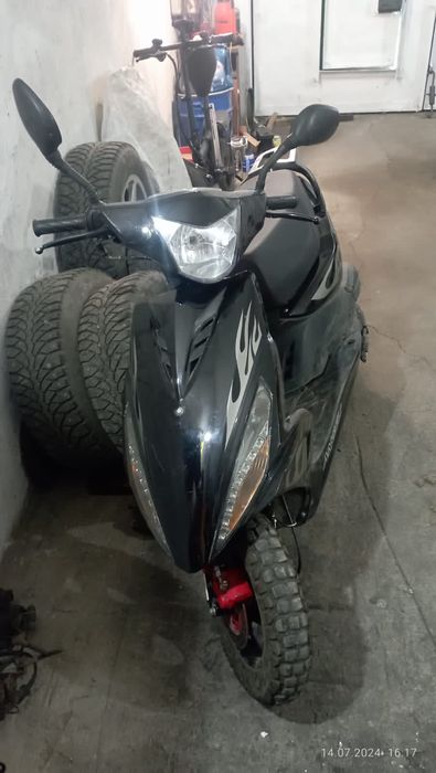 Продаю скутер 125 куб