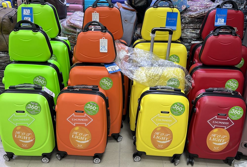 пътнически куфар комплект 6бр 100% ABS+разширение 5см/4 колела 360°