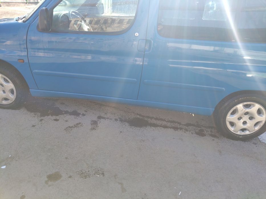 Vând Citroen în stare bună de funcționare
