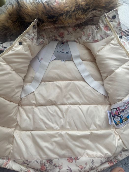 Десткий комбинезон Moncler