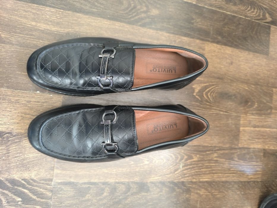 Продам детскую обувь