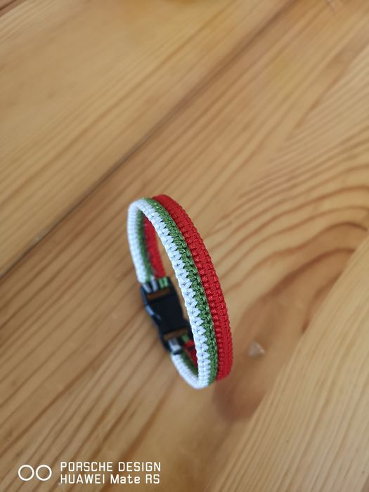 Гривнички ръчно изработени