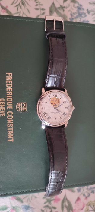 Часовник Frederique Constant