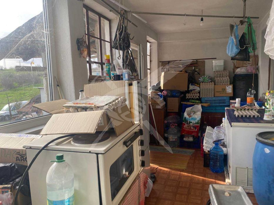 Продава се Къща в Бургас, Меден рудник - зона А - 50 кв.м за 1672 €/кв.м - Снимка #1