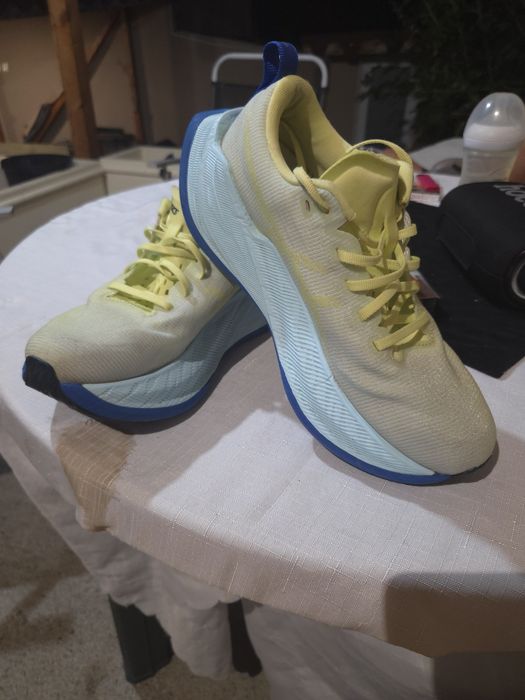 Asics  SUPERBLAST номер 39
