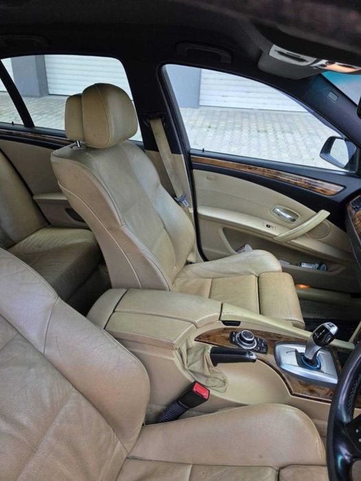 BMW E60 за части десен волан