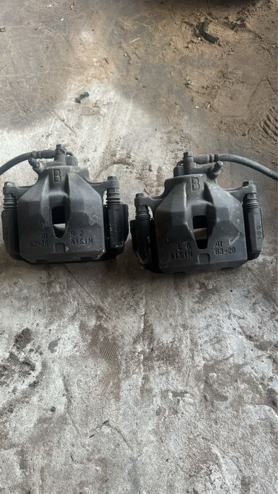 Суппорт Lexus RX 300 Toyota Highlander