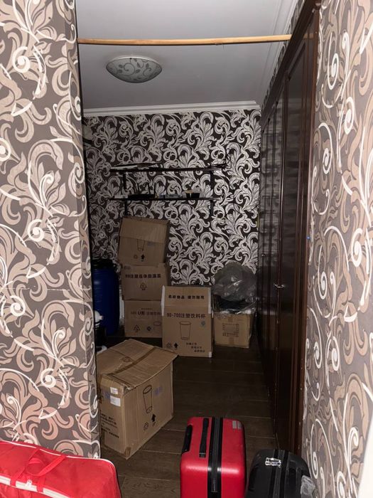 Буюк Ипак Йули Максим Горький | 85кв - нежилое помещение вдоль дороги