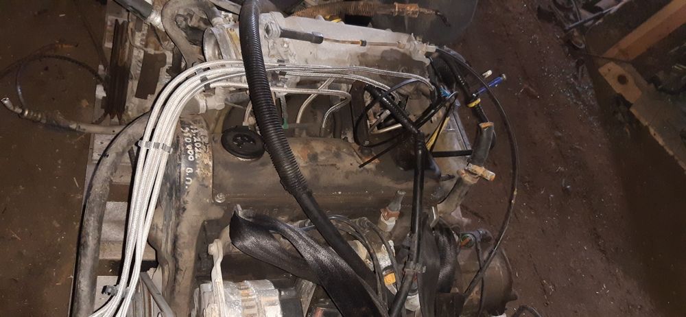 Двигател за Фолксваген 1.8 !