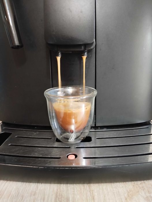 aparat  cafea Saeco Intelia