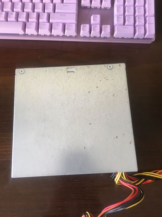 Продаю блок питания на компьютер