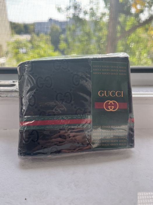 Portofele Gucci NOI la OFERTA