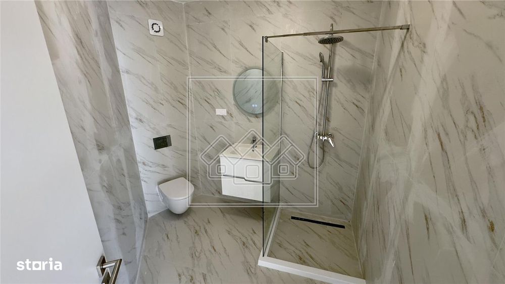 Apartament 2 camere, finisat la cheie, cu AC, jaluzele electrice si lo