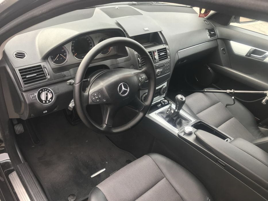 mercedes benz disel 2,2