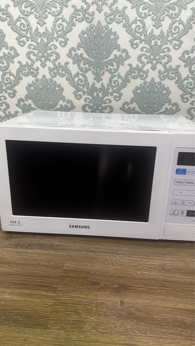 Микровалновая печь Samsung