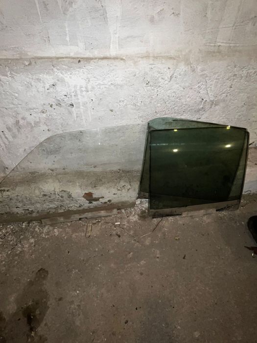 Продаю запчасти 124 мерседес. Авторазбор