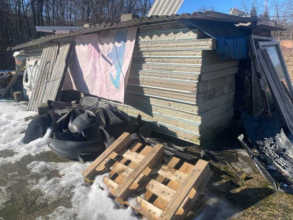 82 de panouri sandwich vata minerala 2m culoarea alba